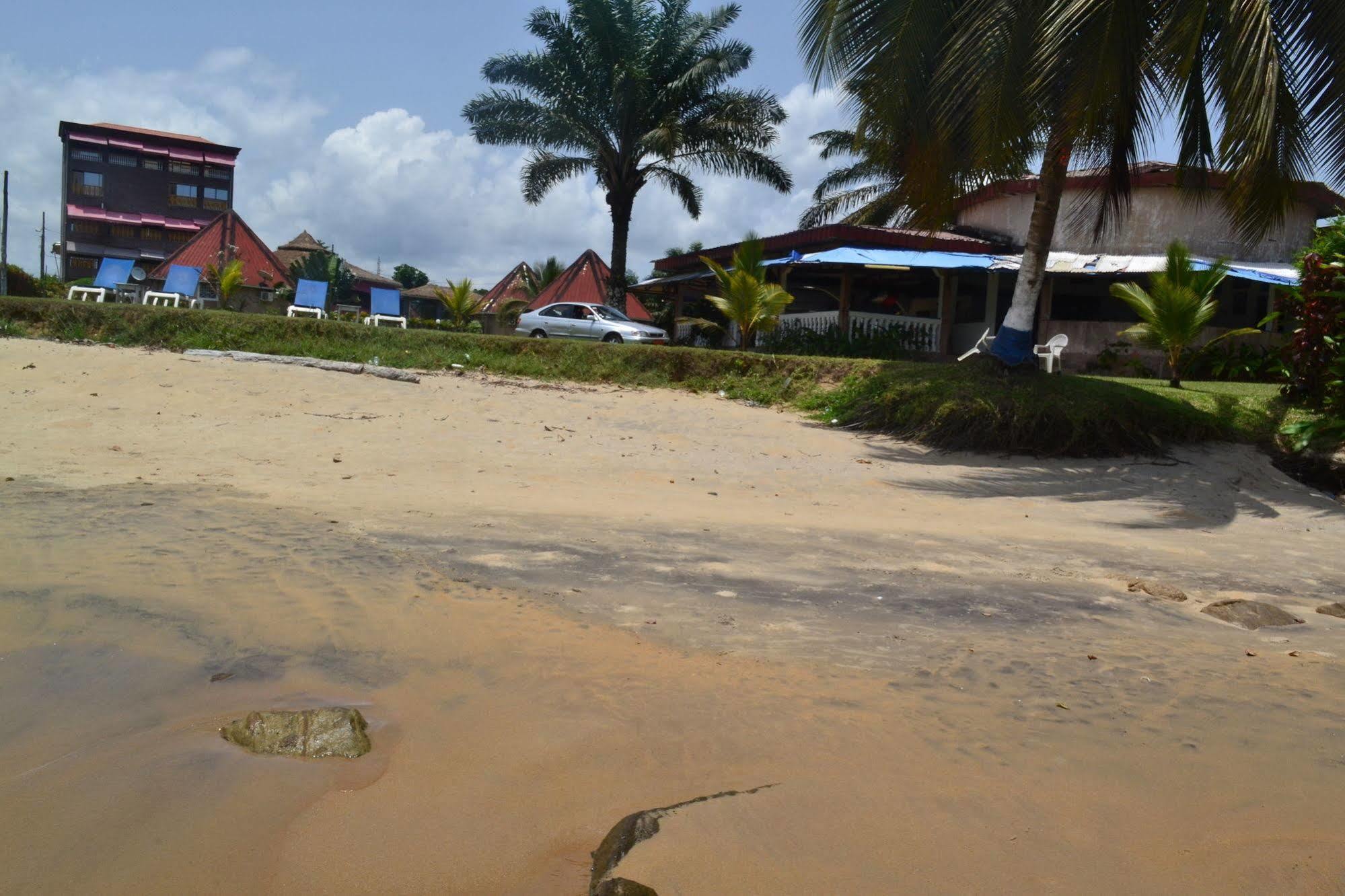 Adrien Beach Hotel كريبي المظهر الخارجي الصورة